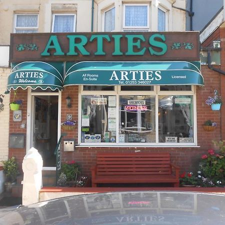 Arties Hotel Blackpool Exteriör bild
